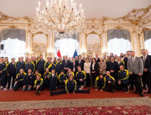 Bundespräsident Alexander Van der Bellen verabschiedete unser Team nach Turin